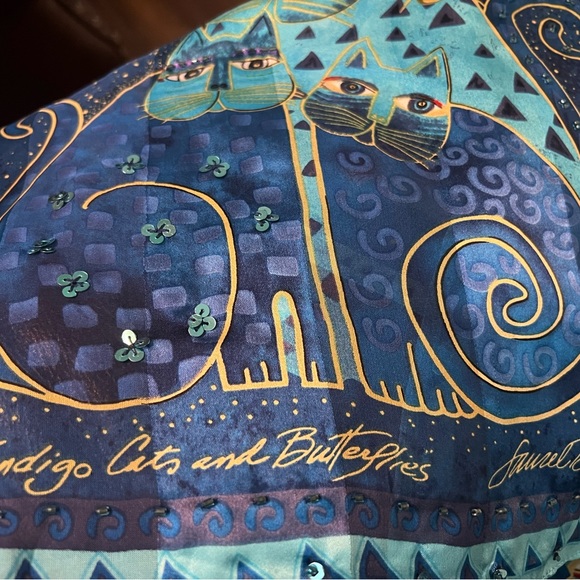 *Sold* Laurel Burch Indigo Cats and Butterflies 100% Silk Oblong Scarf 53 X 11! - Picture 10 of 12